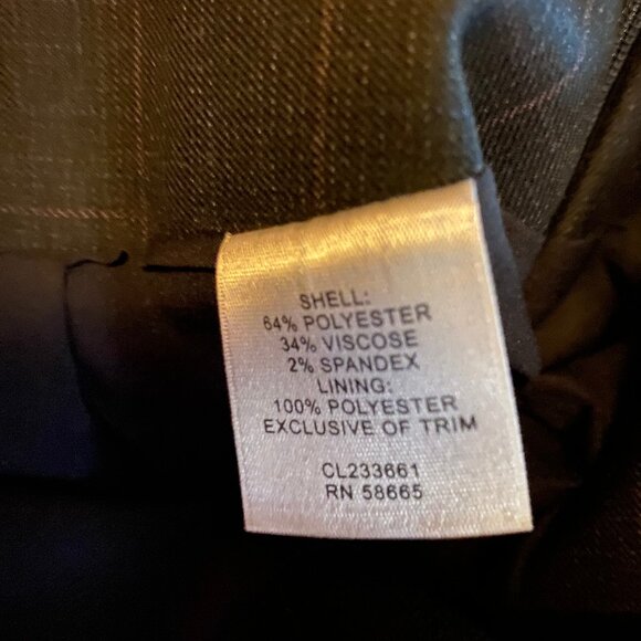 Classique Entier Pencil Skirt - Picture 9 of 10